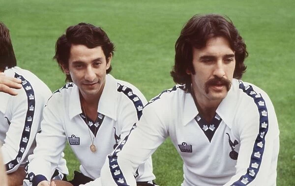Ossie Ardiles & Ricky Villa are unveiled for Spurs in 1978