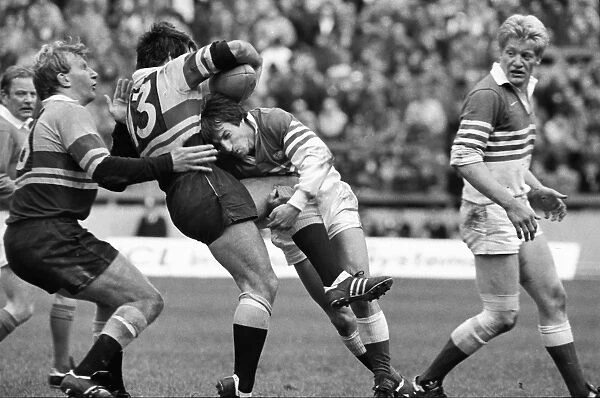 Philippe Sella puts in a big tackle on Danie Gerber in 1986
