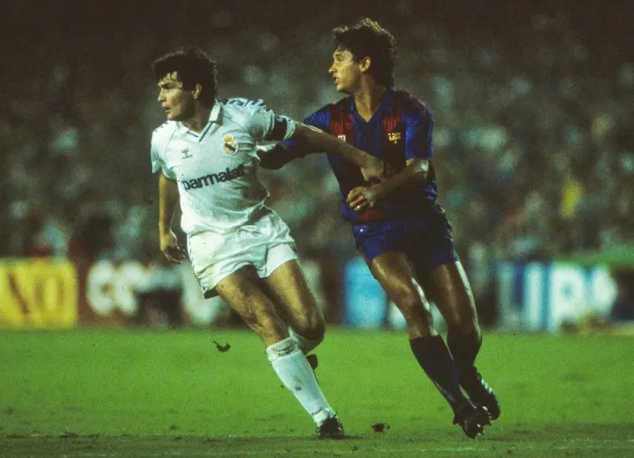 Framed Print : Real Madrids Jose Antonio Camacho and Barcelonas Gary Lineker