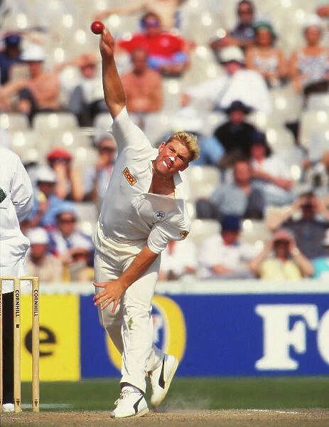 Shane Warne (Aus) bowling.. England v Australia; 1st Ashes Test @ Old Trafford