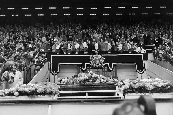 Tottenham Hotspur captain Danny Blanchflower on the Wembley steps after the 1962 FA Cup Final