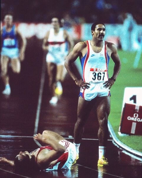 A victorious Daley Thompson at the 1986 Stuttgart European Championships