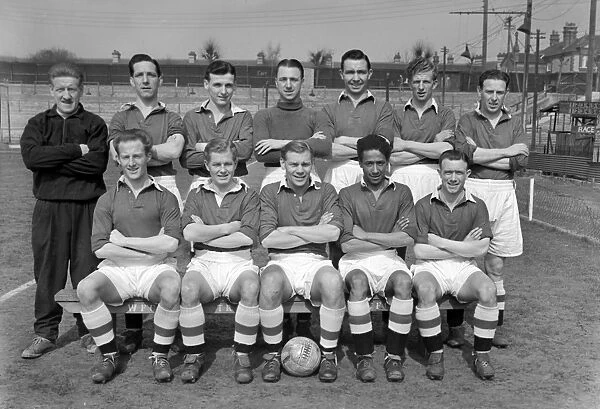 Watford - 1953  /  54. Football - 1953  /  1954 season - Watford Team Group