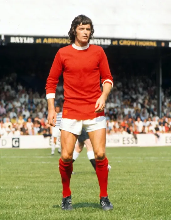 Framed Print : Willie Morgan - Manchester United Framed Print : Willie Morgan - Manchester United