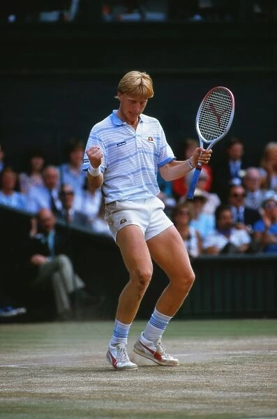 Wimbledon Mens Final: Becker vs. Curren