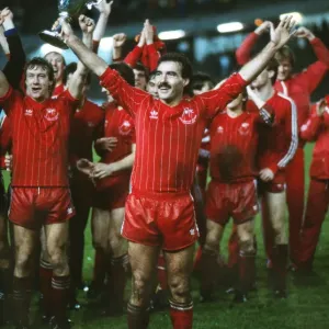 Aberdeen Captain Willie Miller Print - 1983 European Cup Winners Cup Final