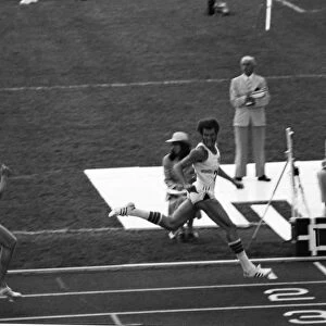Alberto Juantorena wins 800m gold at the 1976 Montreal Olympics