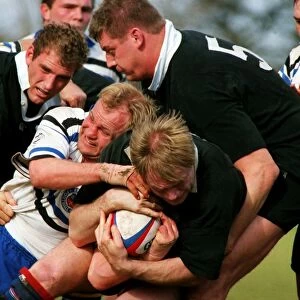 Andy Robinson and Lawrence Dallaglio compete for the ball in the 1994 / 5 Courage League