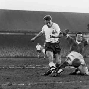 Boltons Ray Parry is challenged by Evertons Alex Parker