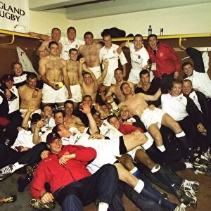 England celebrate after victory in the 2nd Test against South Africa in 2000