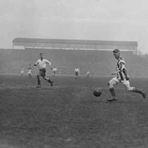 Enos Min Bromage (West Bromwich Albion) 1927 / 28 Season Credit