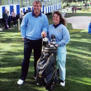 Howard Clark with his caddie Fanny Sunesson - 1989 Ryder Cup Howard Clark with his caddie Fanny Sunesson - 1989 Ryder Cup