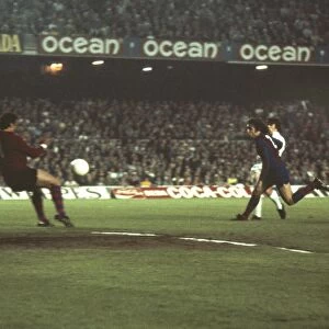 Leeds Uniteds Peter Lorimer scores at the Nou Camp in the 1975 European Cup
