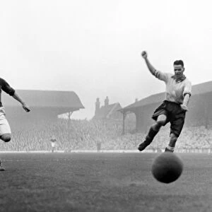 Liverpools Billy Liddell and Exeters Raymond Goddard - 1950 FA Cup