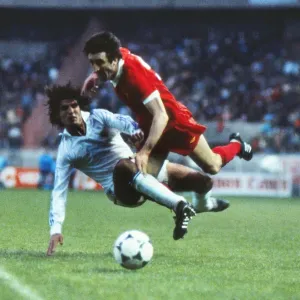 1981 European Cup Final Print - Liverpool's David Johnson Tackled 1981 European Cup Final Print - Liverpool's David Johnson Tackled