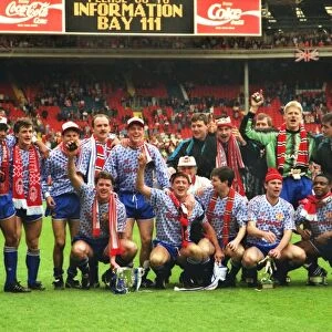 The Manchester United team celebrate winning the 1992 League Cup