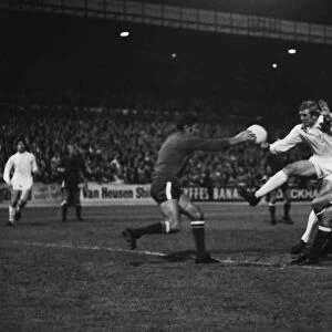 Peter Bonetti saves from Mick Jones - 1969 / 70 League Cup