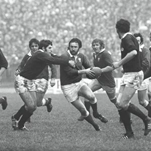 Ray Gravell makes a break in the 1976 Five Nations