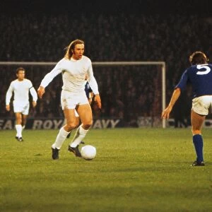 Real Madrids Gunter Netzer takes on Ipswich in 1973