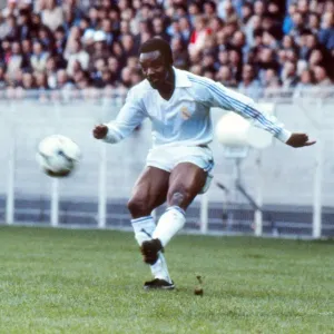 Real Madrid's Laurie Cunningham 1981 European Cup Final Print Real Madrid's Laurie Cunningham 1981 European Cup Final Print