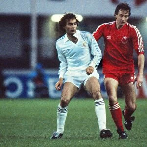 Real Madrids Ricardo Gallego and Aberdeens Neil Simpson - 1983 Cup Winners Cup Final