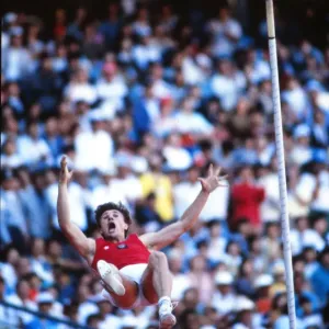 Sergey Bubka Print - 1988 Seoul Olympics Pole Vault Sergey Bubka Print - 1988 Seoul Olympics Pole Vault