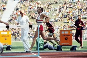Images Dated 13th February 2012: 1972 Munich Olympics - Modern Pentathlon