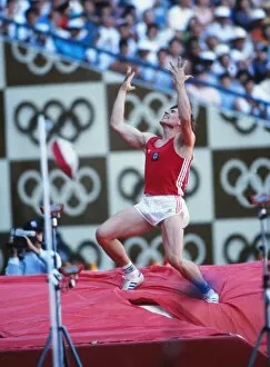Olympic Games Collection: 1988 Seoul Olympics: Mens Pole Vault