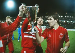 Images Dated 2009 June: Aberdeens Mark McGhee celebrates with the trophy - 1983 Cup Winners Cup Final