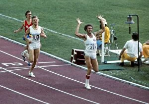 Images Dated 12th January 2012: Alberto Juantorena wins 800m gold at the 1976 Montreal Olympics