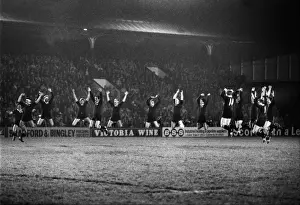 The All Blacks perform the first ever Haka under floodlights in Britain as they prepare to take on the Midlands in 1983