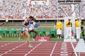 Images Dated 2010 December: Allan Wells and Mike McFarlane dead heat in the 1982 Commonwealth Games 200m