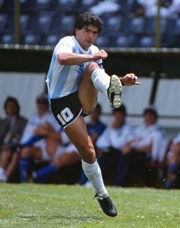 Images Dated 7th January 2011: Argentinas Diego Maradona at the 1986 World Cup