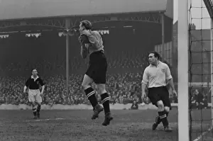 Bert Williams and Alf Ramsey play for the Football League in 1950