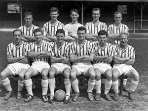 Images Dated 16th April 2012: Brighton and Hove Albion - 1957 / 58