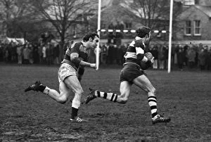 Images Dated 25th July 2012: Coventrys Barrie Corless makes a break past Bedfords Derek Wyatt - 1974 / 5 RFU Knockout