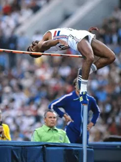 Images Dated 31st August 2010: Daley Thompson in the high jump at the 1980 Olympics