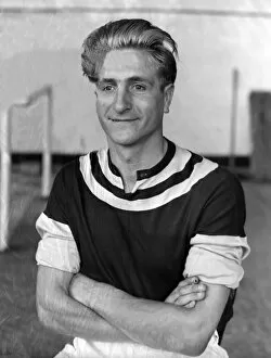 Images Dated 19th June 2014: Dave Hickson - Aston Villa