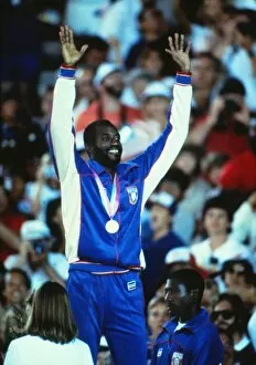 Images Dated 10th November 2011: Edwin Moses at the 1984 Los Angeles Olympics
