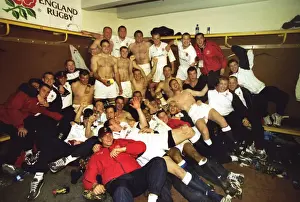England celebrate after victory in the 2nd Test against South Africa in 2000