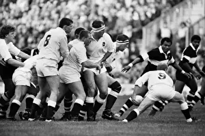 The England forwards look on as Richard Hill passes away against Fiji in 1989