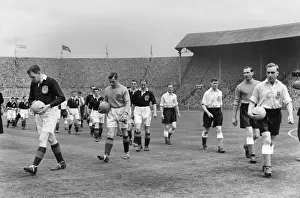 Images Dated 2013 August: England and Scotland walk out at Wembley - 1952 / 3 British Home Championship