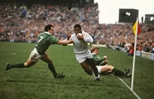 Images Dated 2nd February 2010: Englands Chris Oti scores against Ireland - 1988 Five Nations