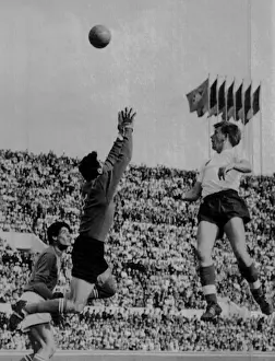 Sport Prints: Englands Gerald Hitchens lobs the Italian goalkeeper to score in 1961 +