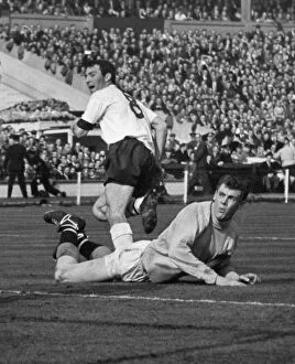 Images Dated 25th November 2009: Englands Jimmy Greaves scores his hat-trick goal against Scotland in 1961