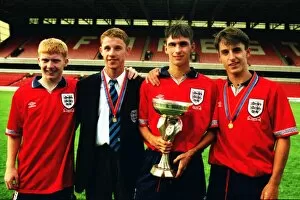 Images Dated 13th May 2011: Englands Manchester United players after winning the 1993 European Under 18 Youth Tournament
