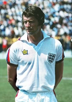 Images Dated 28th June 2011: Englands Mike Doyle - 1976 U. S. A. Bicentennial Cup Tournament