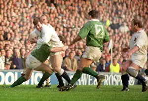 Englands Simon Halliday scores against Ireland - 1992 Five Nations
