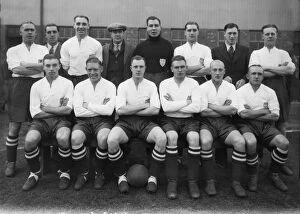 Images Dated 21st June 2007: English Football League XI - 1938 / 9