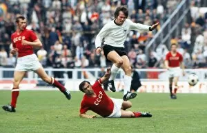 Images Dated 24th September 2010: Euro72 Final: W Germany 3 USSR 0